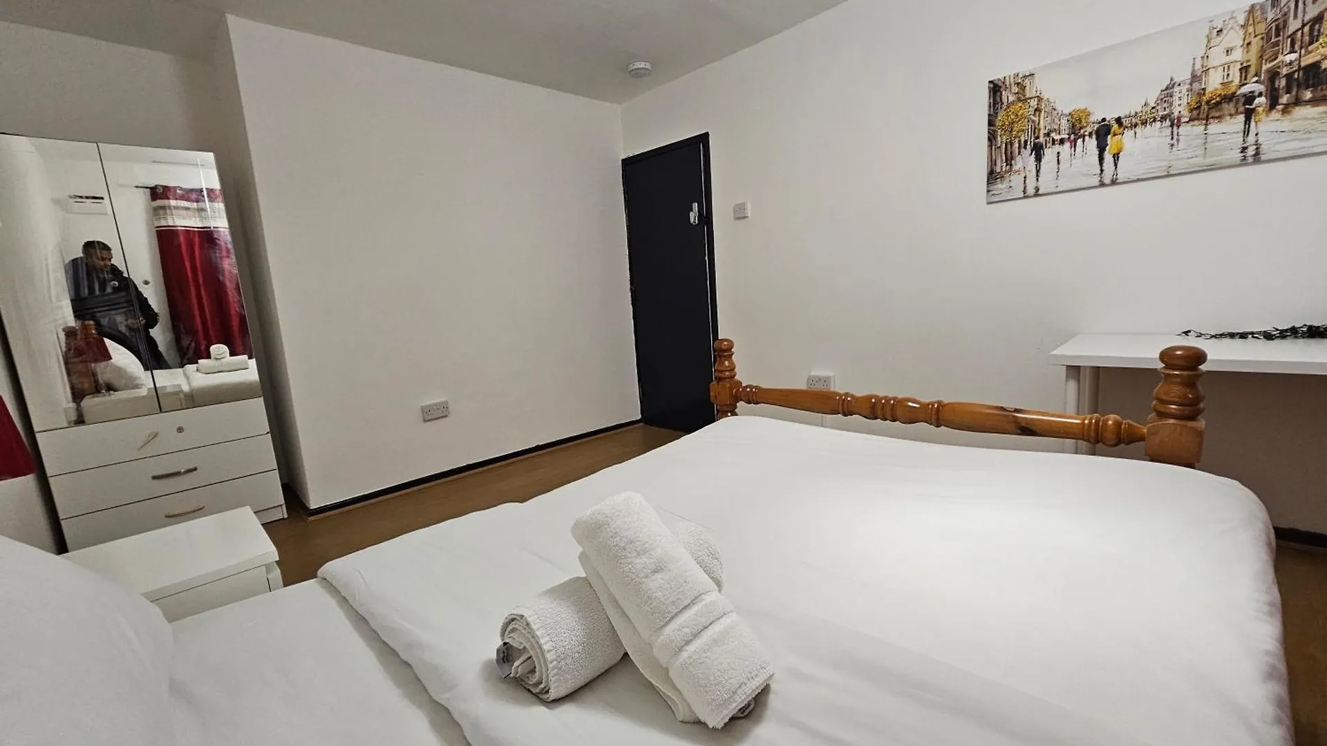 Rooms Near Canary Wharf London 0*,  United Kingdom
