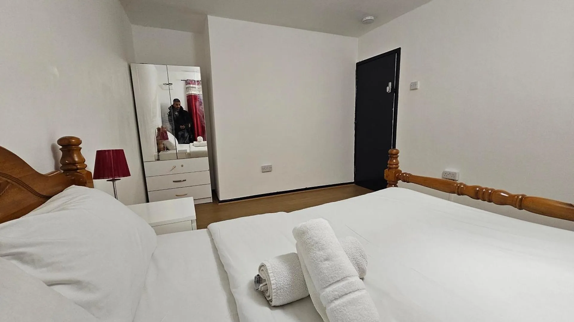 Rooms Near Canary Wharf London