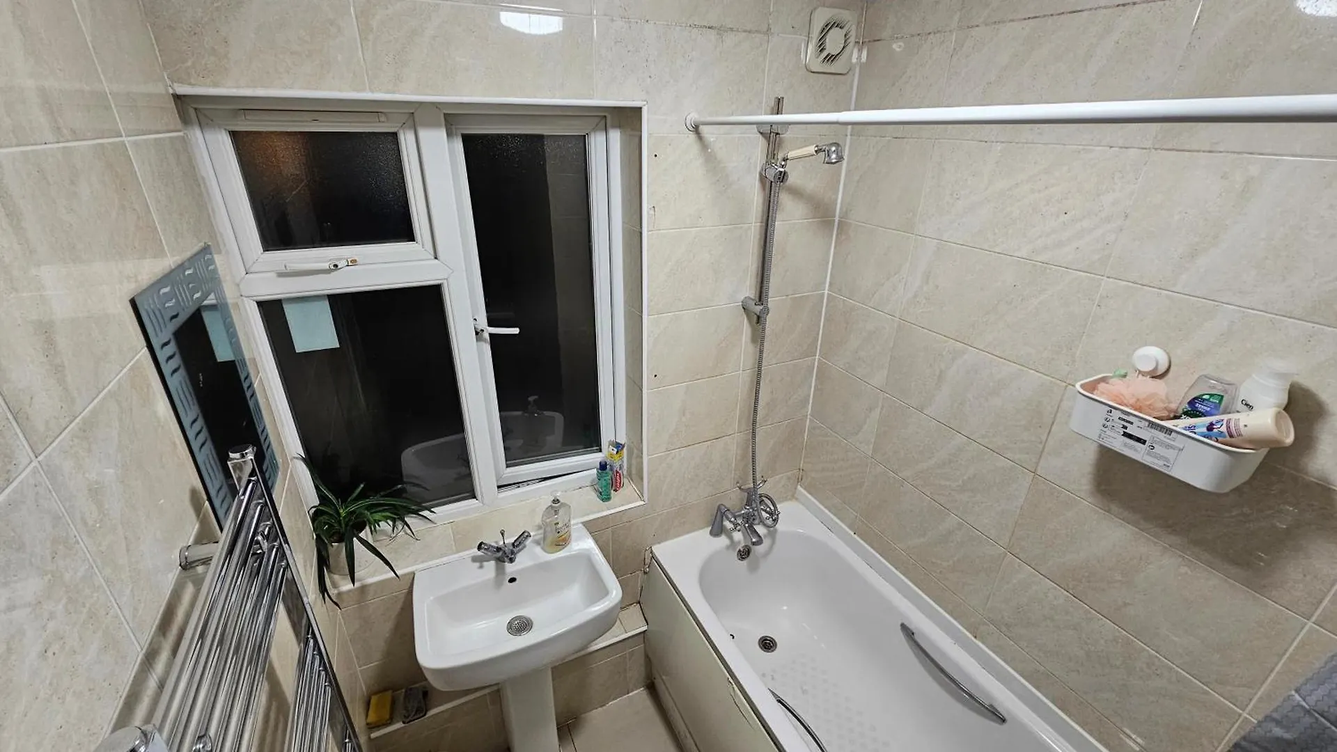 Rooms Near Canary Wharf London Guest house