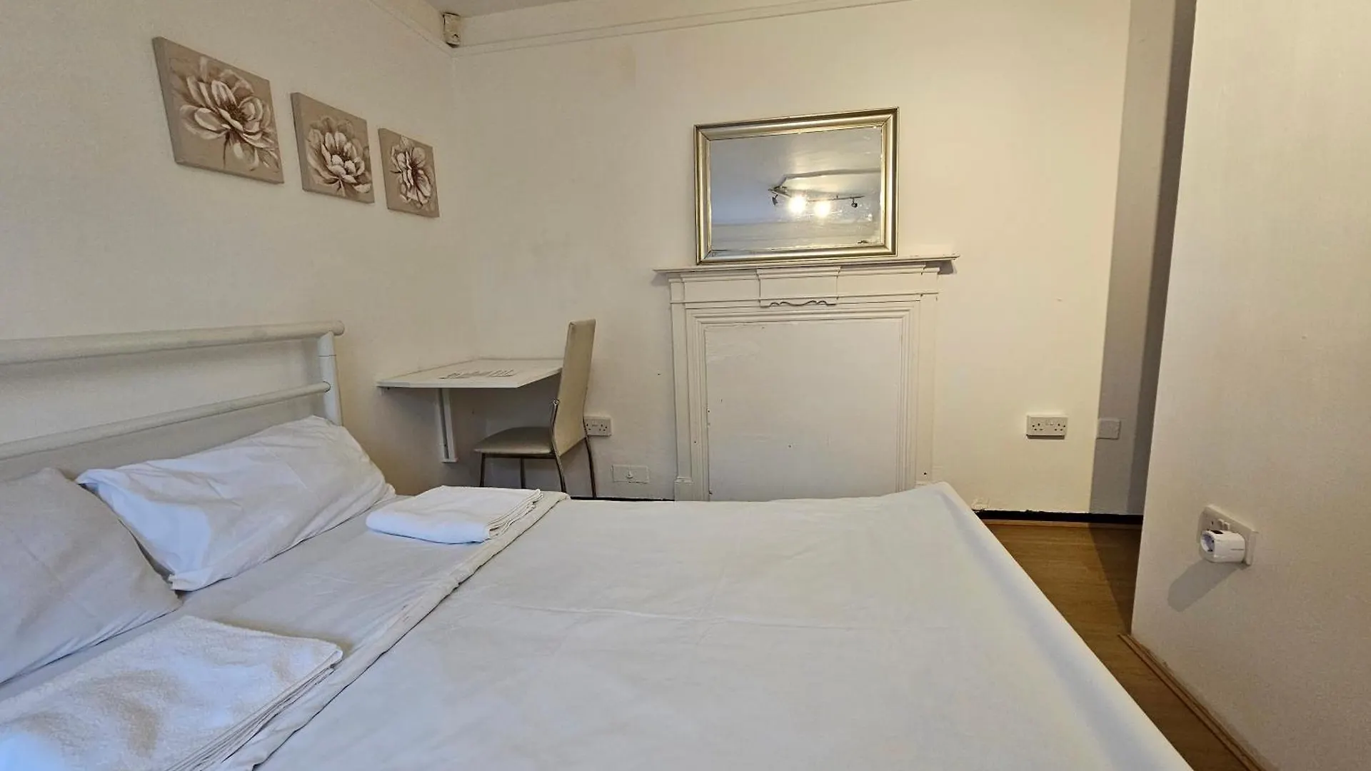 Rooms Near Canary Wharf London