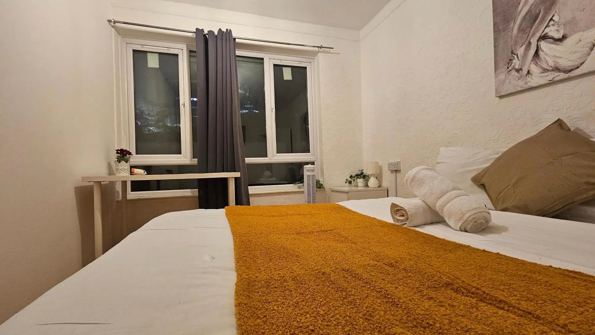 Rooms Near Canary Wharf London