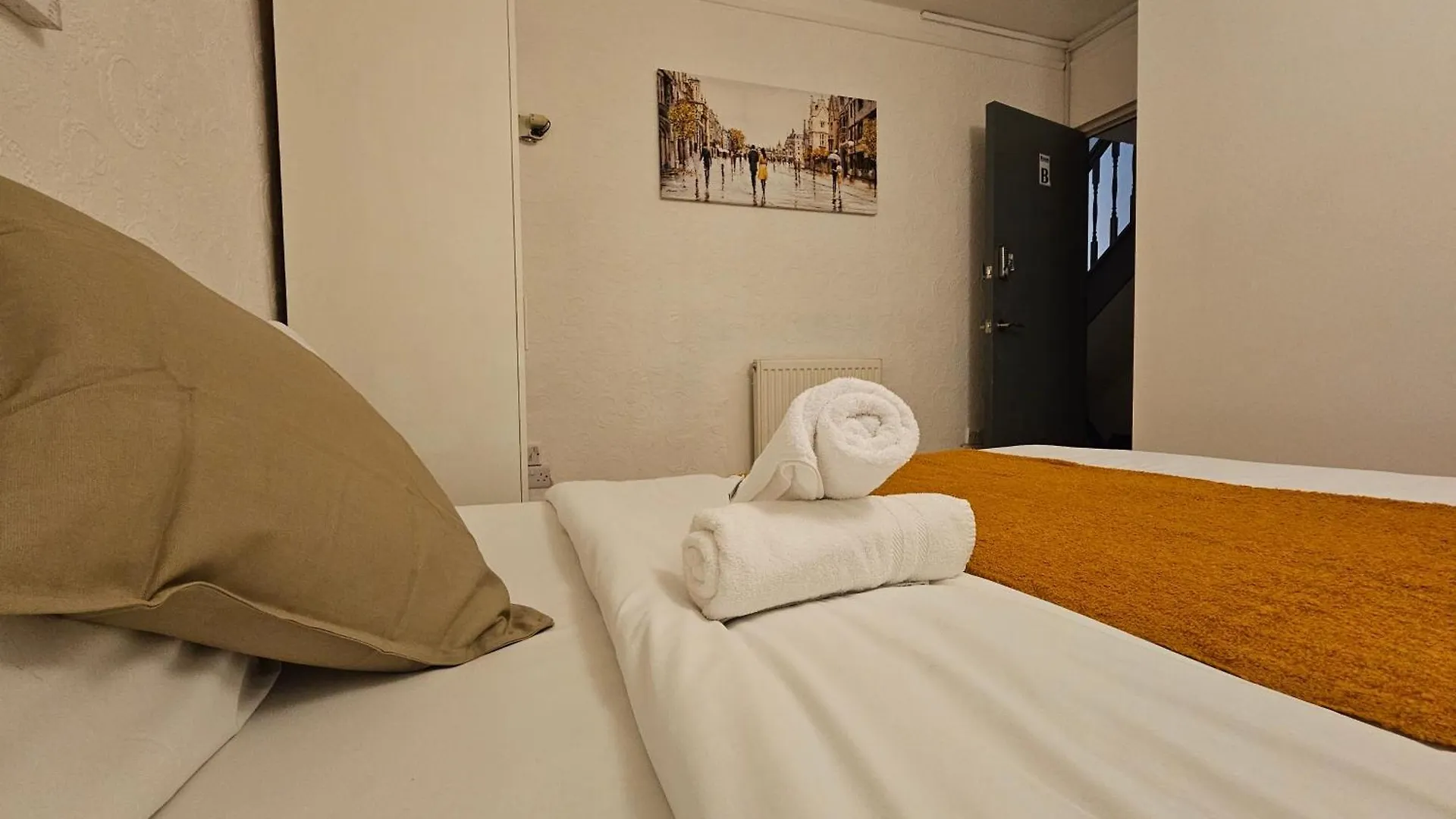 Rooms Near Canary Wharf London
